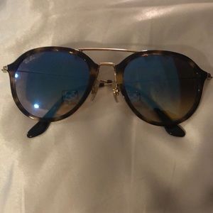Ray-Ban Aviator Sunglasses Tortoiseshell